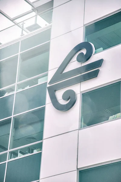 Auckland August 2018 Air New Zealand Sign Modern Downtown Building — Stock Photo, Image