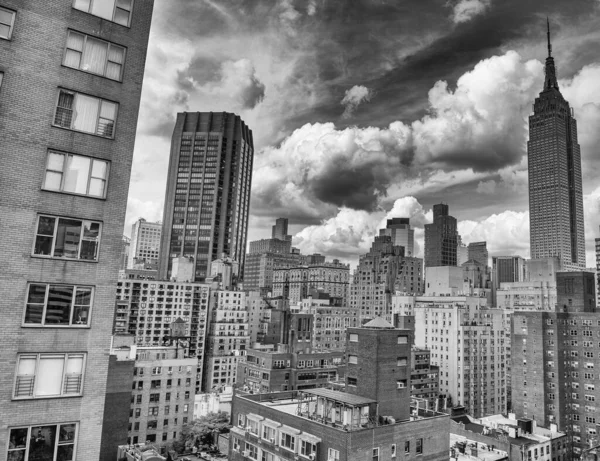 Ciudad Nueva York Atardecer Hermoso Cielo Sobre Rascacielos Ciudad —  Fotos de Stock