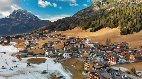 Vista Aérea Pista Esquí Sappada Temporada Invierno Alpes Italianos —  Fotos de Stock