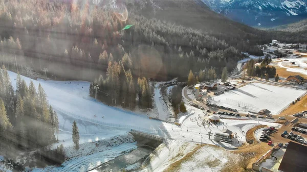 Vista Aérea Pista Esquí Sappada Temporada Invierno Alpes Italianos —  Fotos de Stock