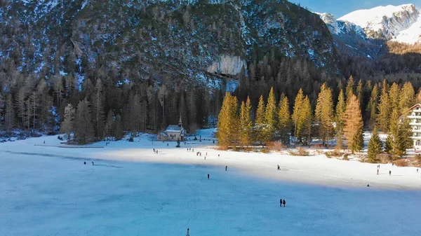 Lago Braies Borrado Invierno Vista Aérea Desde Dron Alpes Italianos —  Fotos de Stock