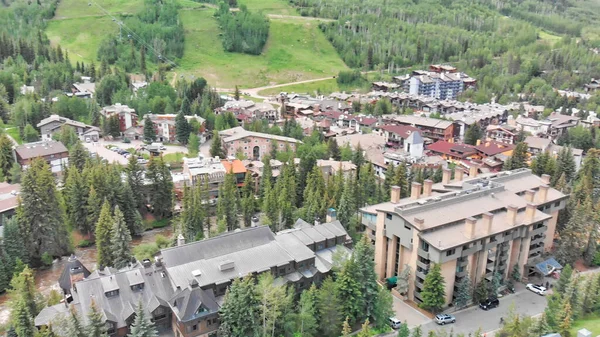 Vail Centro Cidade Montanhas Circundantes Colorado Vista Aérea Drone Temporada — Fotografia de Stock