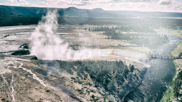 Luchtfoto Van Yellowstone Black Sand Basin Het Zomerseizoen Wyoming Verenigde — Stockfoto