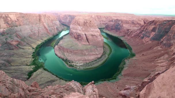 馬蹄グレンキャニオン、ページ、 AZのコロラド川のベンド平均値-アメリカ — ストック動画