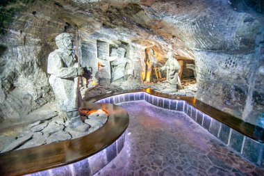 Polonya 'nın Krakow kenti yakınlarındaki Wieliczka kasabasındaki Wieliczka Tuz Madeni' nin içinde..
