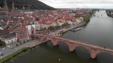 Heidelberg Ufuk Çizgisi İHA, Zincir Köprüsü ve şehrin ufuk çizgisinden hava görüntüsü