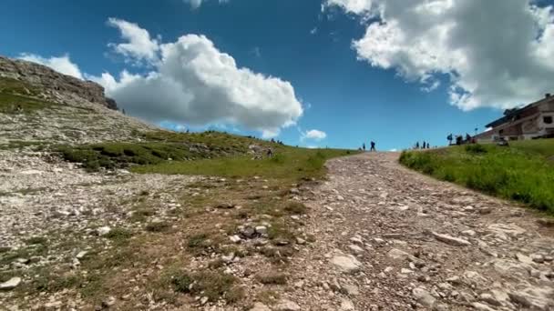 Shelter in summer season in a mountain peak — Stock Video