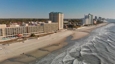 Güneşli bir günde, Güney Carolina 'daki Myrtle Sahili' nin panoramik hava manzarası..