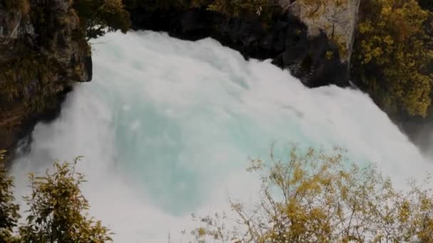 Erstaunliche Wasserfälle von Huka Falls, Neuseeland Nordinsel — Stockvideo