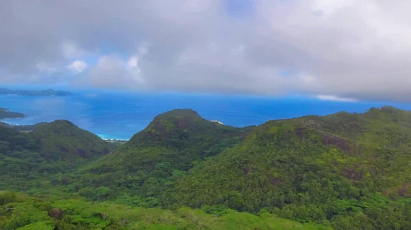 Mahe Seychely Vzdušný Pohled Hory Pobřeží Mlhavého Dne — Stock fotografie