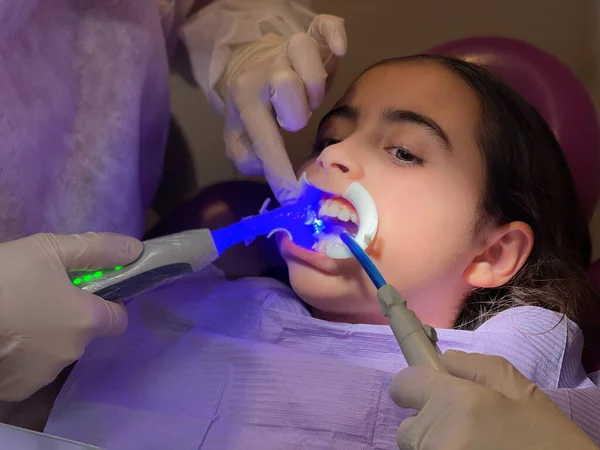 Young Girl Braces Opening Mouth Examination Teeth Dentist Selective Focus — Stock Photo, Image