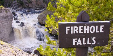 Yellowstone Ulusal Parkı 'nda Firehole Falls