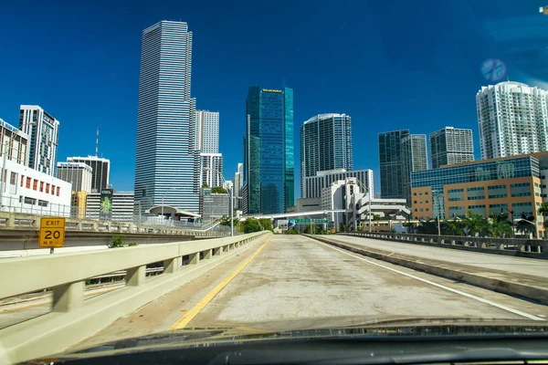 Miami Şubat 2016 Miami Şehir Merkezine Doğru Eyaletler Arası Trafik — Stok fotoğraf