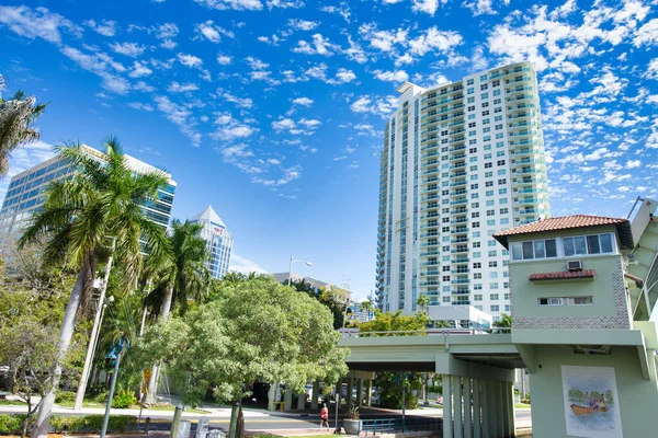 Fort Lauderdale Febbraio 2016 Edifici Fort Lauderdal Lungo Canali Della — Foto Stock