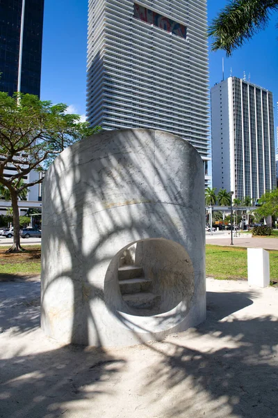 Miami Fevereiro 2016 Edifícios Modernos Cidade Longo Biscayne Boulevard Dia — Fotografia de Stock