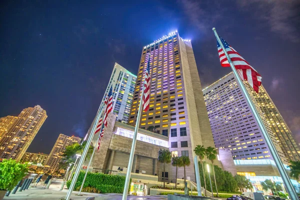 Miami Fevereiro 2016 Vista Noturna Skysrapers Downtown Miami Bayfront Park — Fotografia de Stock