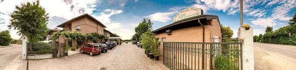 意大利 2018年6月17日 Mariuccia是Malpensa Mxp机场附近的一家著名酒店和餐厅 它是旅行者的基地 全景视图 — 图库照片