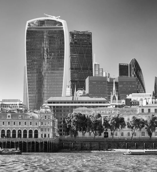 City London Skyline Vacker Sommardag — Stockfoto