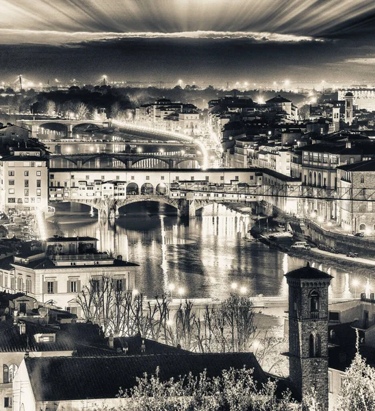 Stunning Aerial Night View Ponte Vecchio Firenze Old Bridge Lungarni — Stock Photo, Image