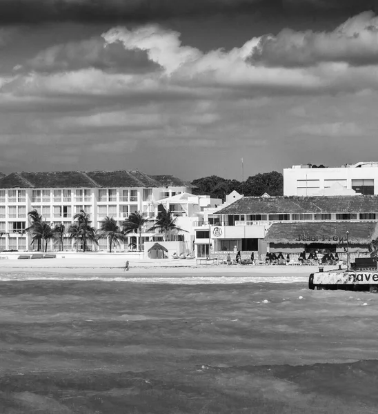 Playa Del Carmen Mexico February 2012 Tourists Enjoy Ocean View — Stock Photo, Image