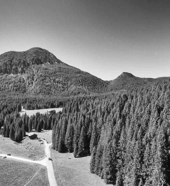 ドロマイトの谷 イタリアアルプスのパノラマビュー — ストック写真