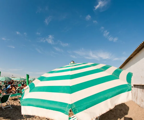 Beach Umbrellas Shore Italian Coast — Stock Photo, Image