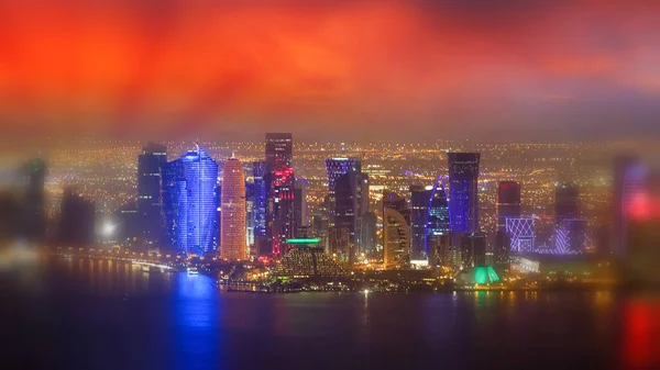 Vista Aerea Doha Dall Aereo Notte Grattacieli Luci Della Città — Foto Stock