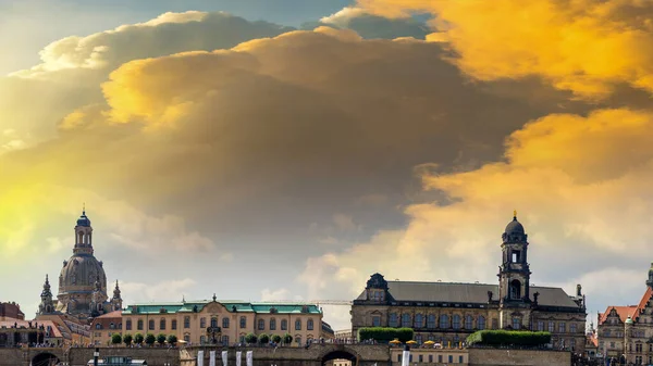 Dresden Németország Gyönyörű Panoráma Naplementekor — Stock Fotó