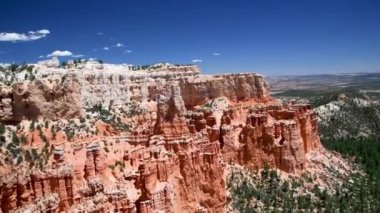Bryce Kanyon Dağları yaz mevsiminde Yavaş çekim