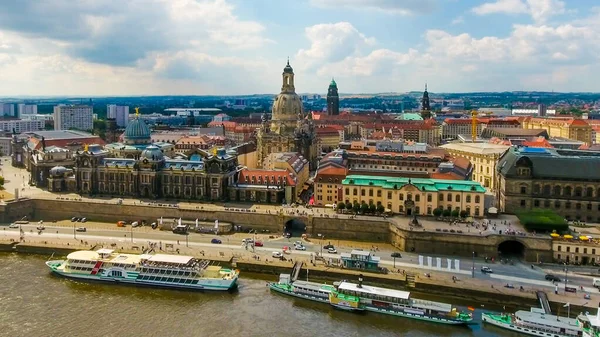 Dresden Julio 2016 Hermoso Horizonte Aéreo Ciudad Dresde Una Atracción —  Fotos de Stock