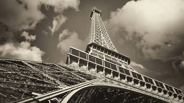 Paris Maravilhosa Vista Para Cima Torre Eiffel Pôr Sol Tour — Fotografia de Stock