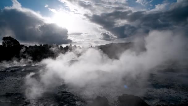 Geysers Pools with Steam, Nueva Zelanda. Movimiento lento — Vídeos de Stock