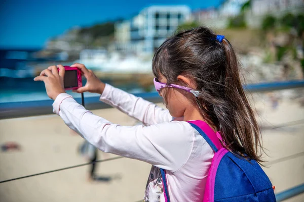 Young Girl Photographing Beautiful City Coastline — 스톡 사진