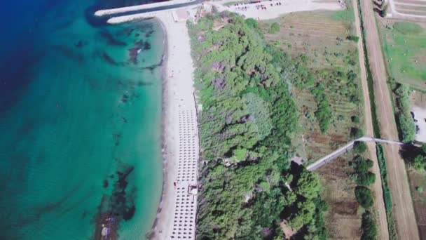 Tirreno mare aereo vista aerea da un drone nella stagione estiva — Video Stock