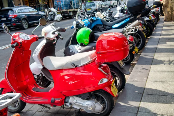 Сидней Августа 2018 Года Мотоциклы Припаркованы Вдоль Городских Улиц — стоковое фото