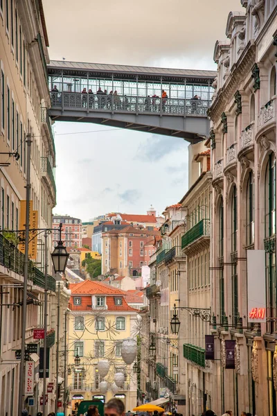 Lisboa Portugal Octubre 2018 Paso Elevado Peatonal Entre Dos Edificios —  Fotos de Stock