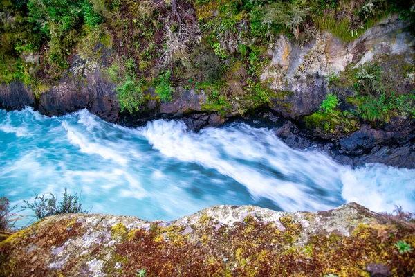 Kraftfulla Huka Falls Vattenfall Nya Zeeland — Stockfoto