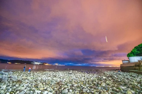 Coastline Lungo Belem Tower Notte Lisbona — Foto Stock