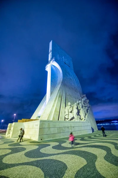 Pomnik Odkryć Nocy Lizbonie Portugalia — Zdjęcie stockowe