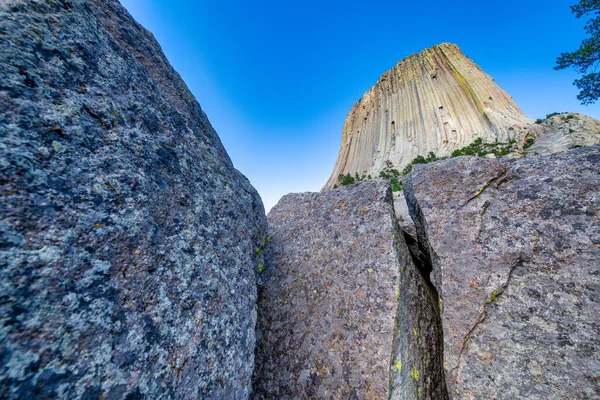 Diabelska Wieża Rządzi Sezonie Letnim Wyoming — Zdjęcie stockowe