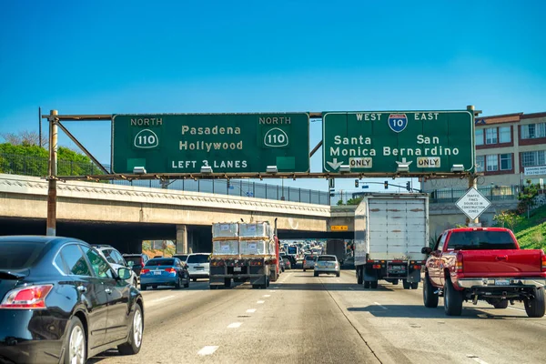 Los Angeles Lipiec 2017 Ruch Drogowy Wzdłuż Autostrady Międzystanowej — Zdjęcie stockowe