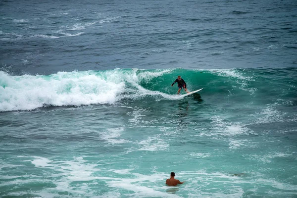 San Diego Juli 2017 Surfers Genieten Van Oceaan Golven Het — Stockfoto