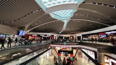 ROME, ITALY - 13 ARALIK 2019 Leonardo Da Vinci Havaalanı, bilinen adıyla Fiumicino