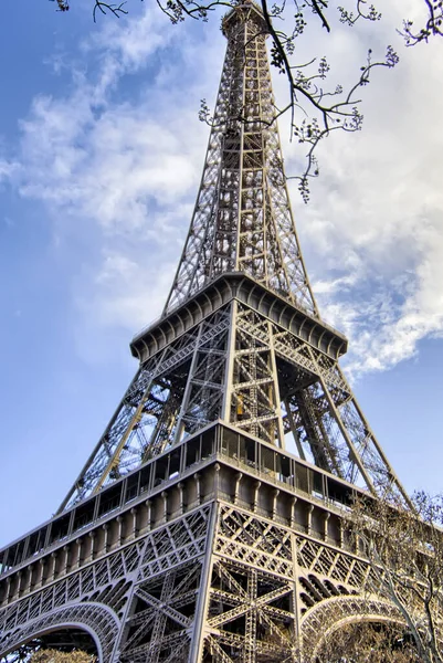 Vista Dal Basso Della Torre Eiffel Parigi Francia — Foto Stock