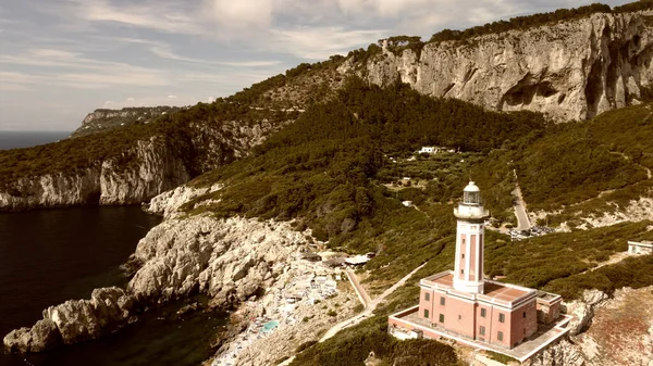 Leuchtturm Und Strand Von Capri Der Sommersaison Blick Aus Einer — Stockfoto