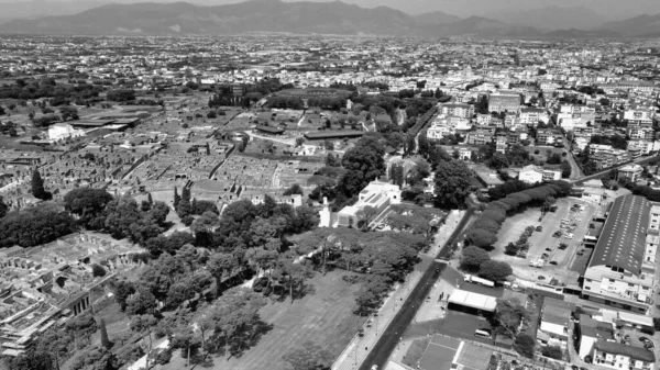 意大利蓬佩岛 夏季从无人驾驶飞机的角度对旧城的空中观测 — 图库照片