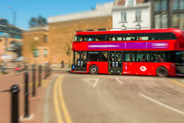 Vista Borrosa Del Autobús Dos Pisos Movimiento Rápido Londres —  Fotos de Stock