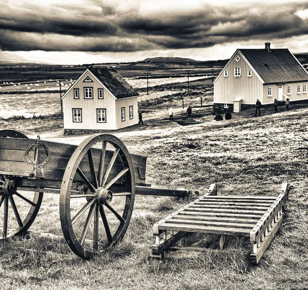 Agricultural Cart Countryside Homes Iceland — Stock Photo, Image