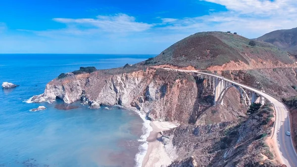 Bixby Köprüsü Big Sur Kıyı Şeridi Yaz Günbatımında Kaliforniya Hava — Stok fotoğraf