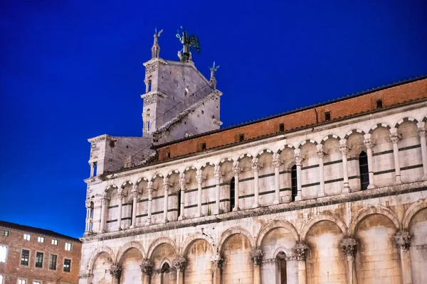 Catedral São Miguel Noite Lucca Itália — Fotografia de Stock